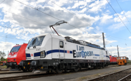 Lokomotive der DB Cargo mit Schriftzug „I am European“